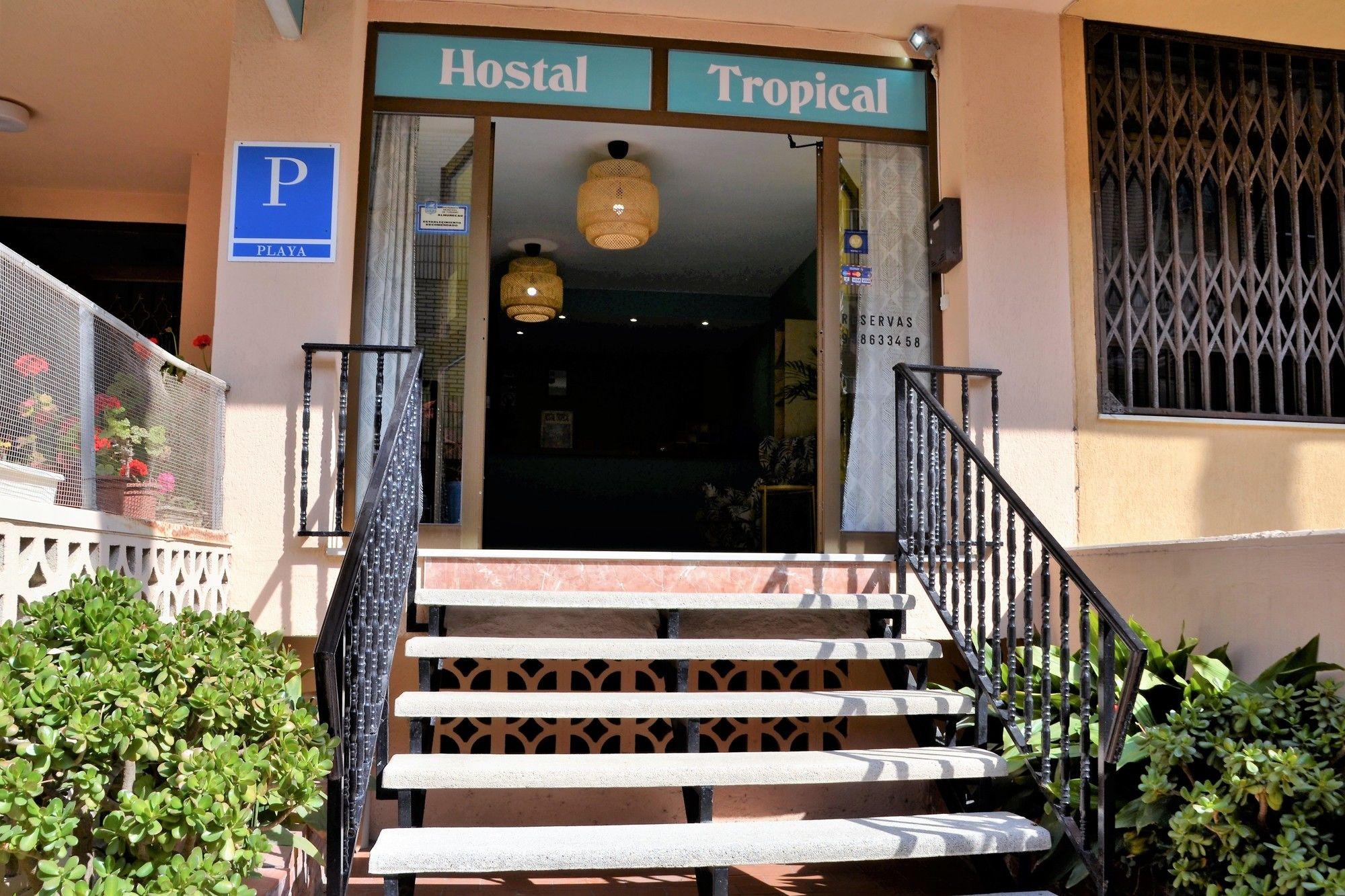 Hostal Tropical Almunecar Ngoại thất bức ảnh