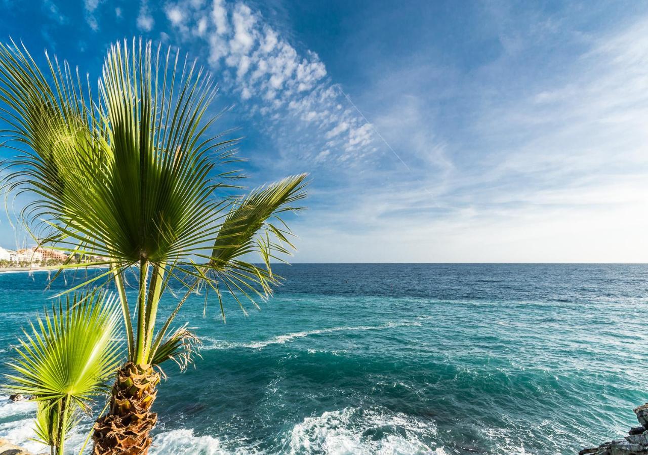 Hostal Tropical Almunecar Ngoại thất bức ảnh
