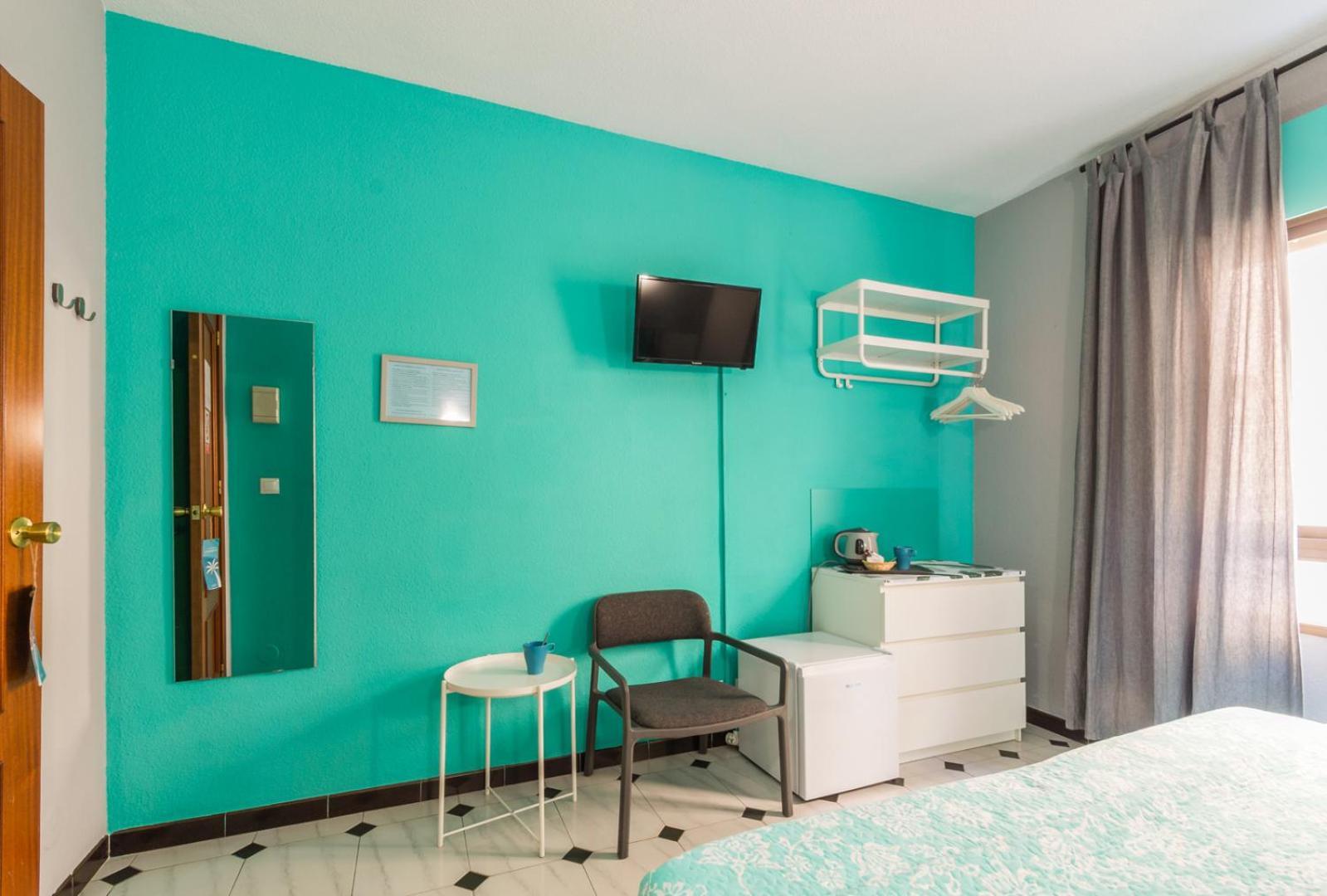 Hostal Tropical Almunecar Ngoại thất bức ảnh