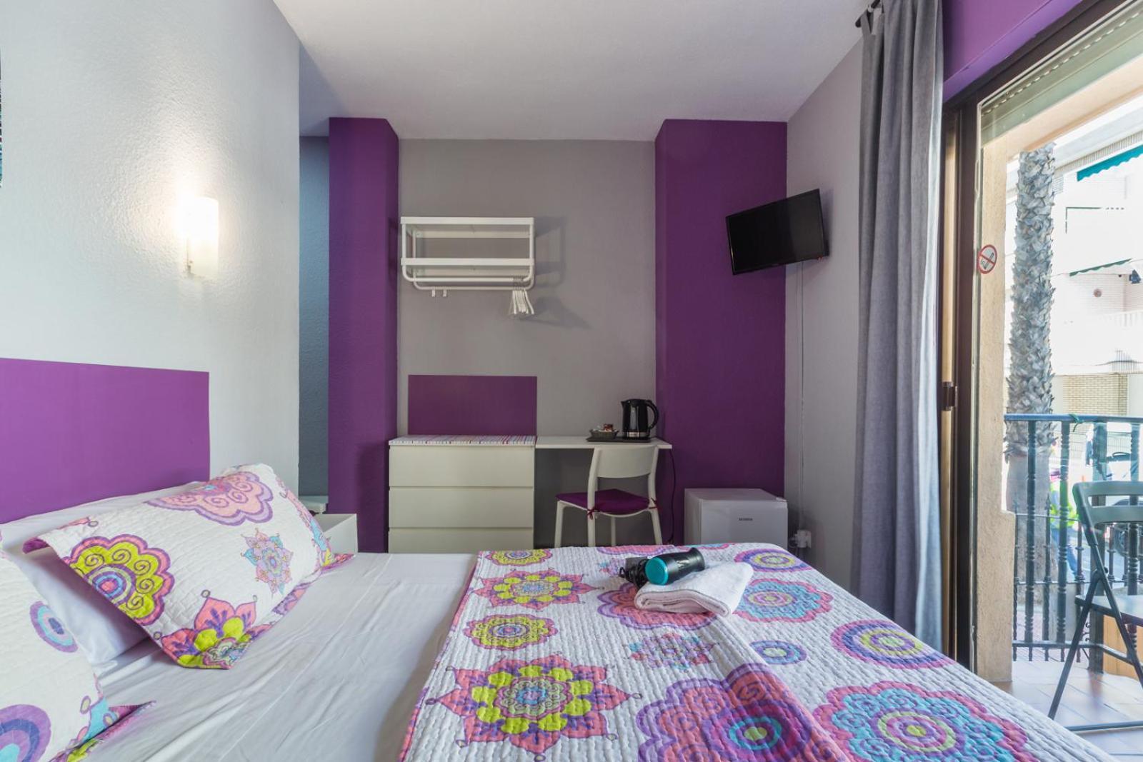 Hostal Tropical Almunecar Ngoại thất bức ảnh